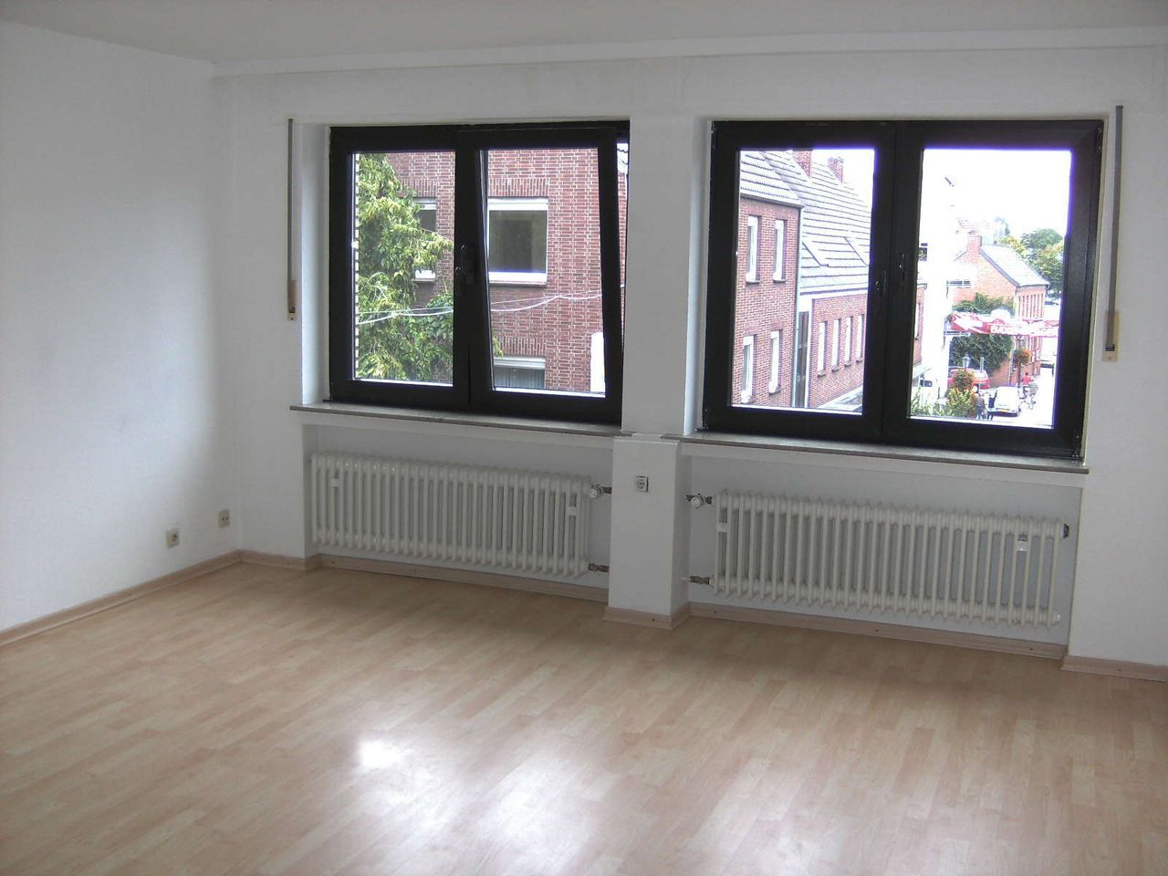 Zimmer z. Vosstr. 2.OG