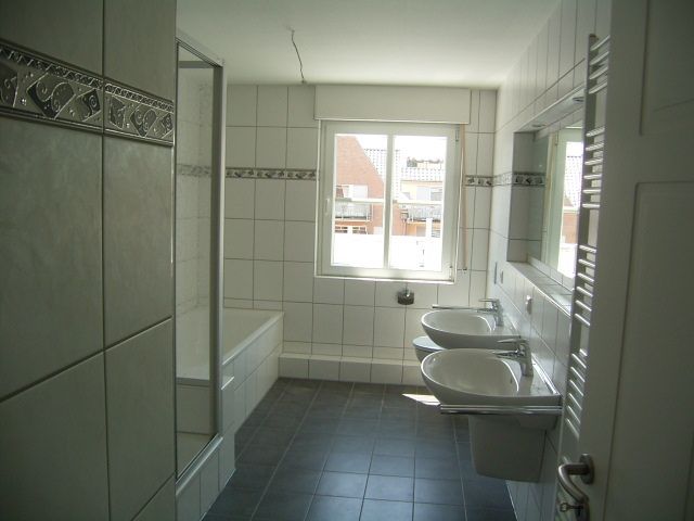 Badezimmer 2.OG Voßstraße