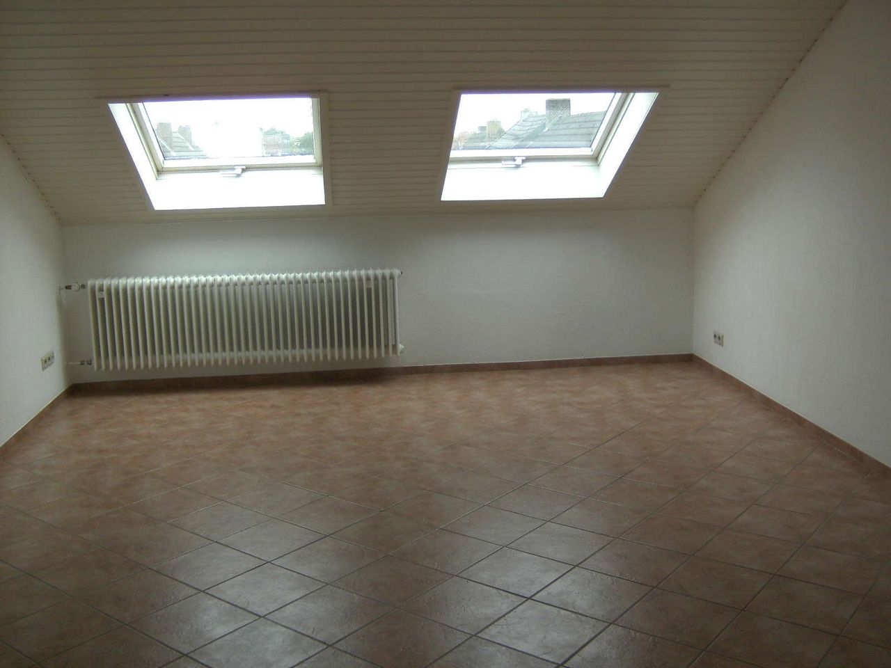 Zimmer 3.OG links