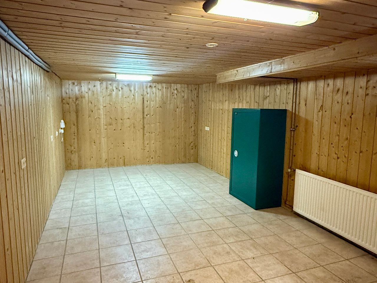 Keller